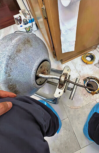 https://plumberwelshpool.com.au/uploads/2025/06/emergency-plumbing-877321.jpg