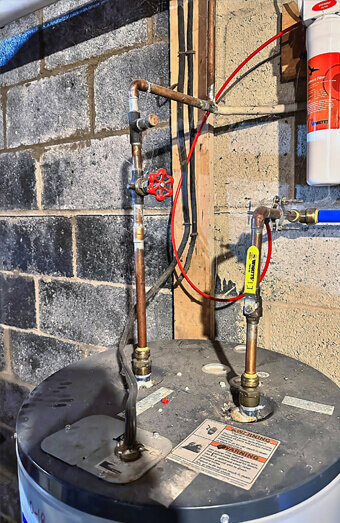 https://plumberwelshpool.com.au/uploads/2025/06/hot-water-876058.jpg